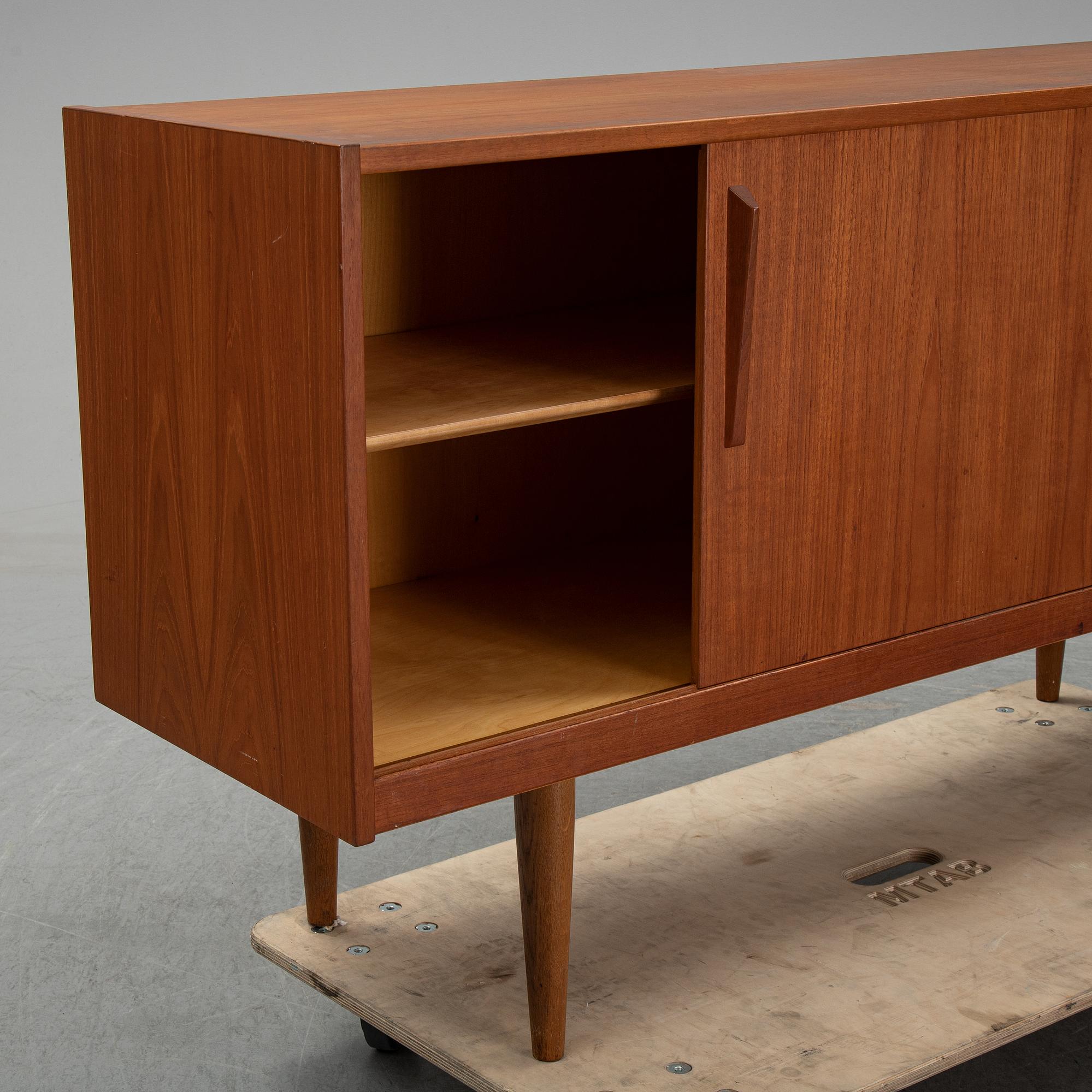 YNGVE EKSTRÖM, sideboard.