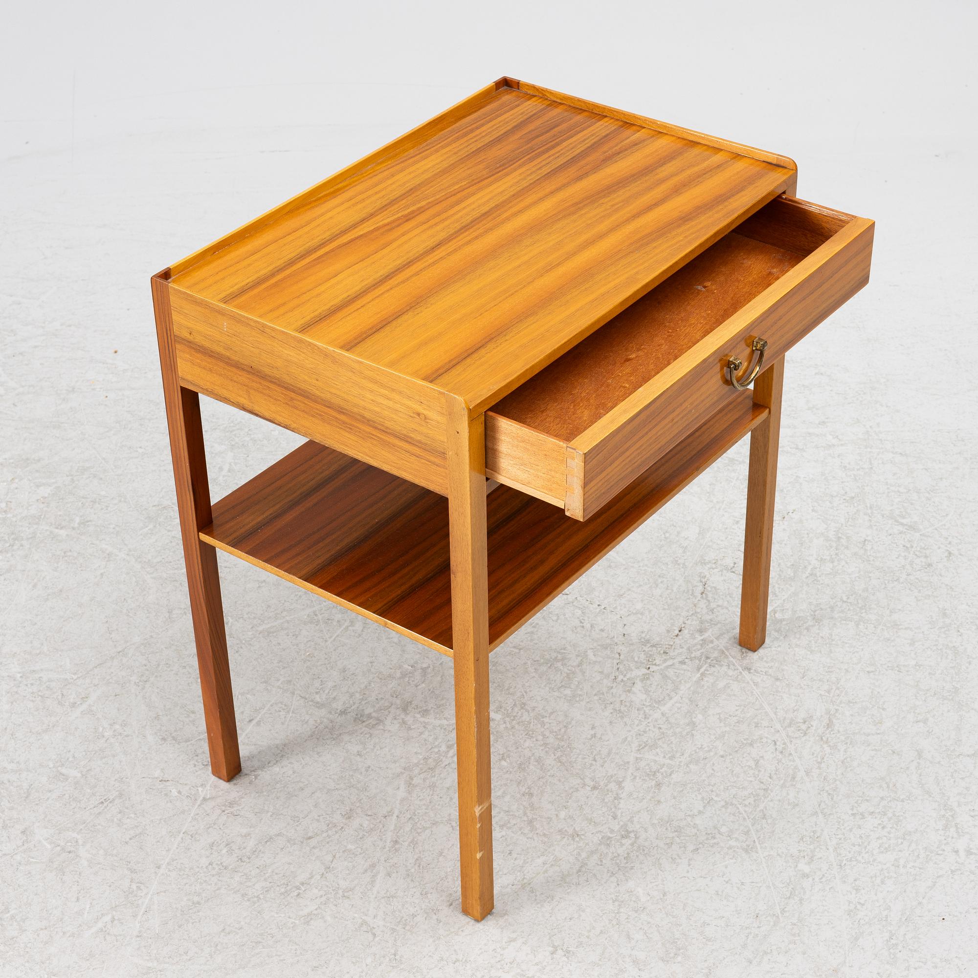 Josef Frank, sidobord, Firma Svenskt Tenn.