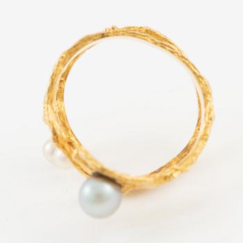Björn Weckström, ring, Octobus, 18K gold with pearls. Lapponia 1981.