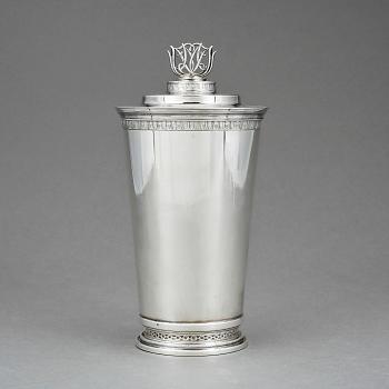 BÄGARE, sterlingsilver, Atelier Borgila, Stockholm 1938. Vikt ca 660 gram.