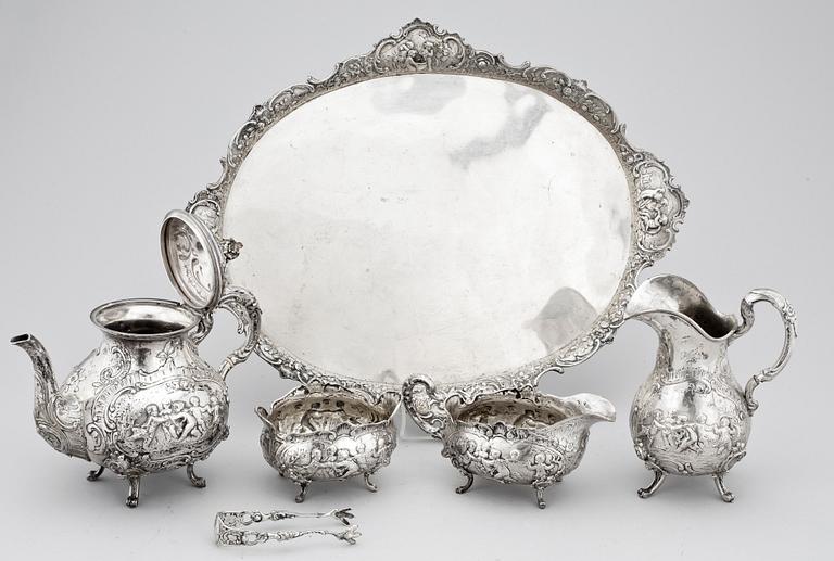 TESERVIS, 6 delar, underhaltigt silver, rokokostil, 1900-talets första hälft. Totalvikt ca 2700 gram.