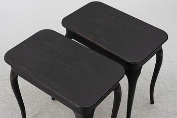 Sidobord, ett par, 1900-tal.