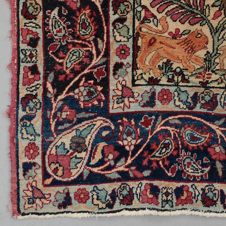 A rug, semi-antique Kerman Laver, ca 221,5 x 142 cm.