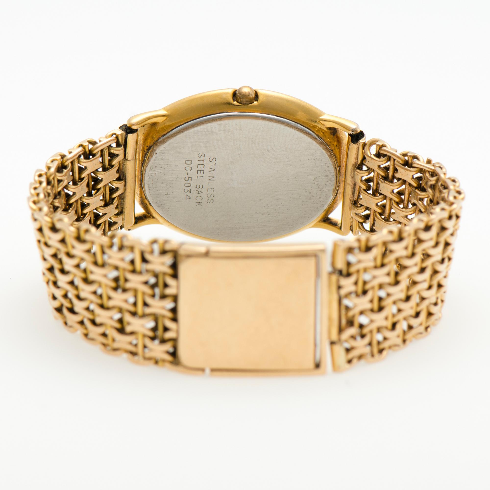 ODENIA, armbandsur, 28 x 32 mm.