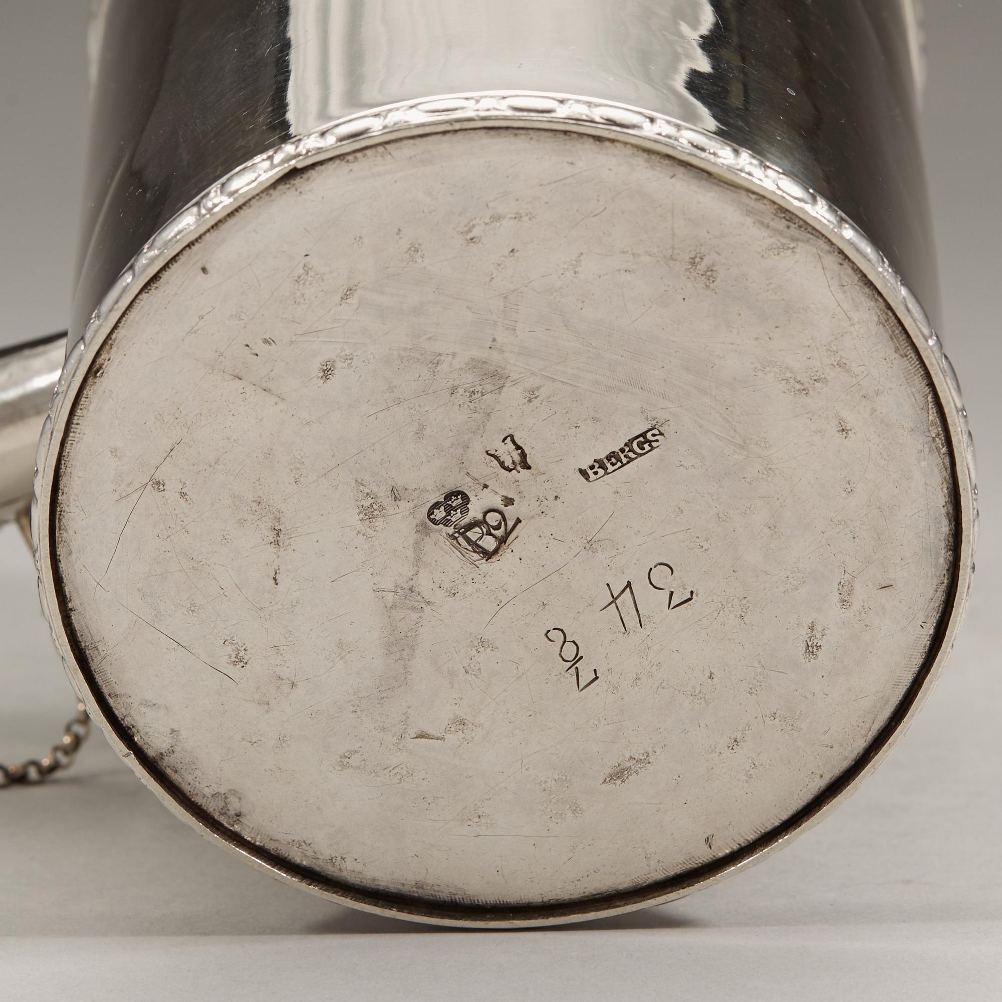 A Swedish 18th century silver coffee-pot, Julius Marianus Bergs, Stockholm 1784.