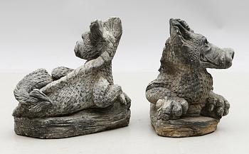 TRÄDGÅRDSSKULPTURER, 1 par, stenmassa, modern tillverkning.