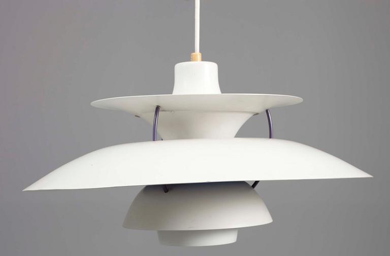 TAKLAMPA, "PH-5", Poul Henningsen, Louis Poulsen, Danmark.