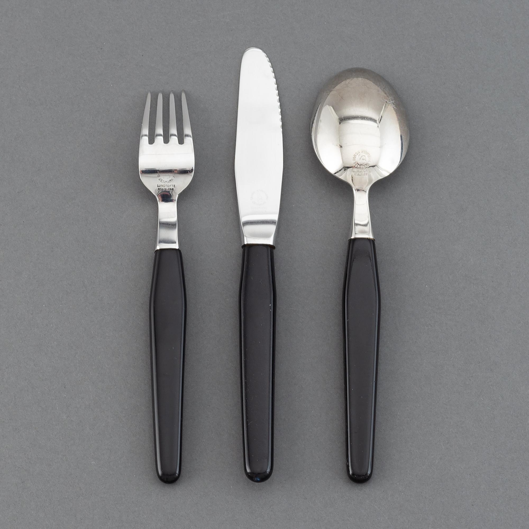 Sigvard Bernadotte & Acton Björn, a 'Scanline' part cutlery, Dansk Knivfabrik, Lundtofte (22 pc).