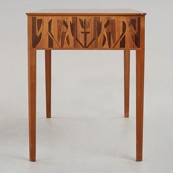 Carl Malmsten, skrivbord, "Nefertite", Stockholm 1940-50-tal.