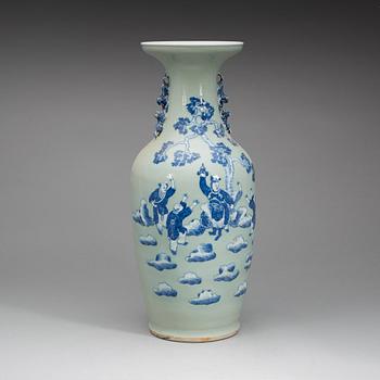 A blue and white against celadon green vase, Qing dynasty, 19th Century.