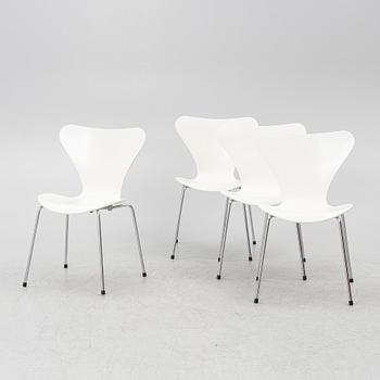 Arne Jacobsen, stolar, 4 st, "Sjuan", Fritz Hansen, Danmark, 1998.