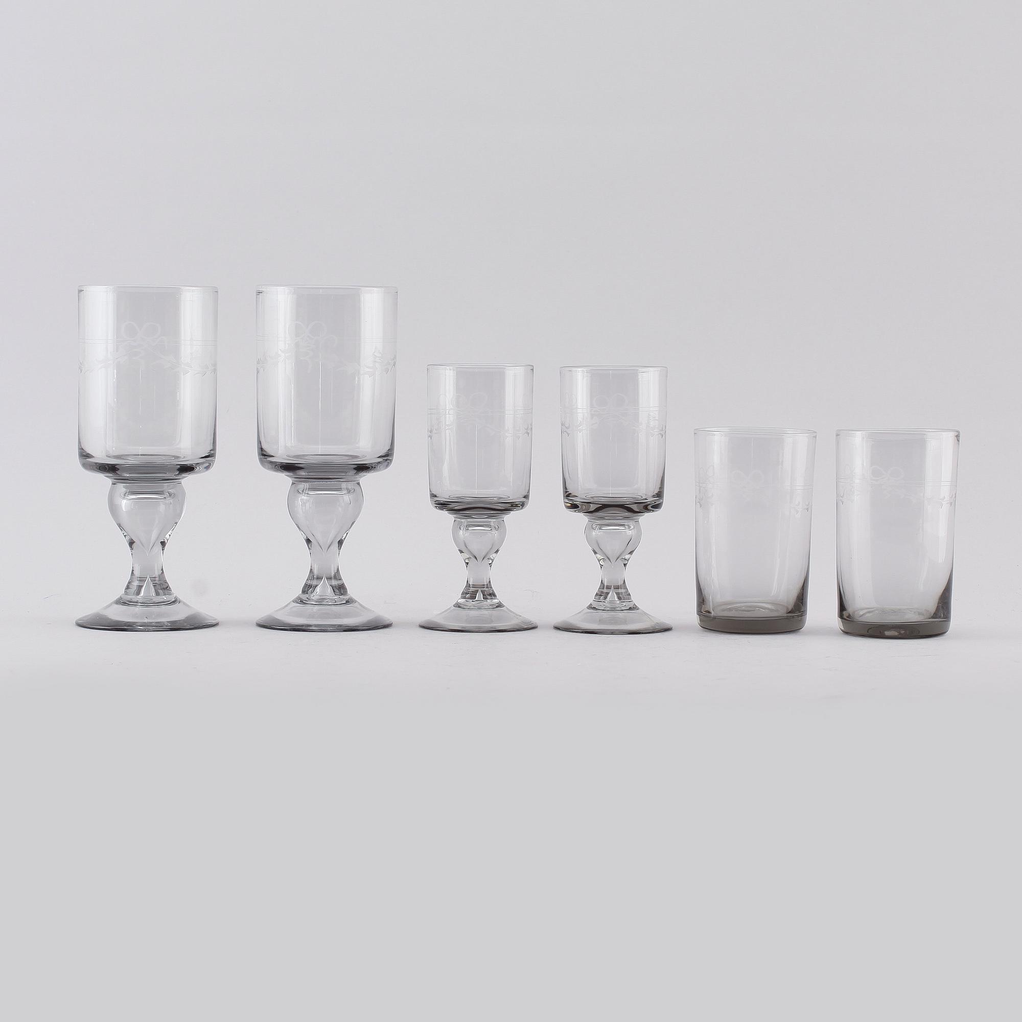 GLASSERVIS, 19 delar, röktonade, "Antik", Reijmyre, 1900-talets andra hälft.