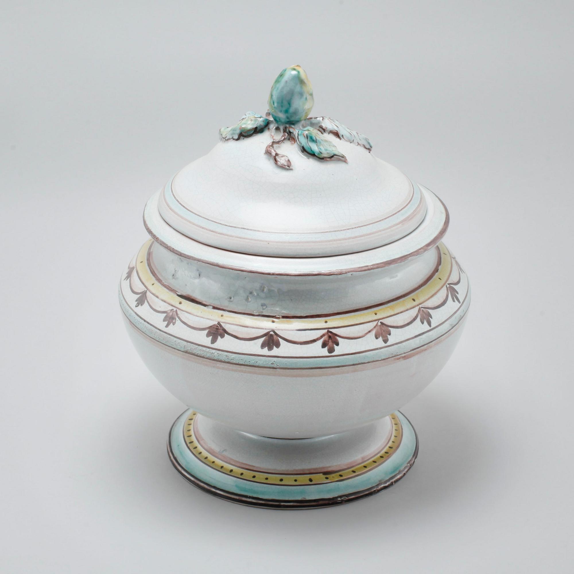 A unique earthenware soup terrine by GABRIEL BURMEISTER for Upsala Ekeby, dated 1921.