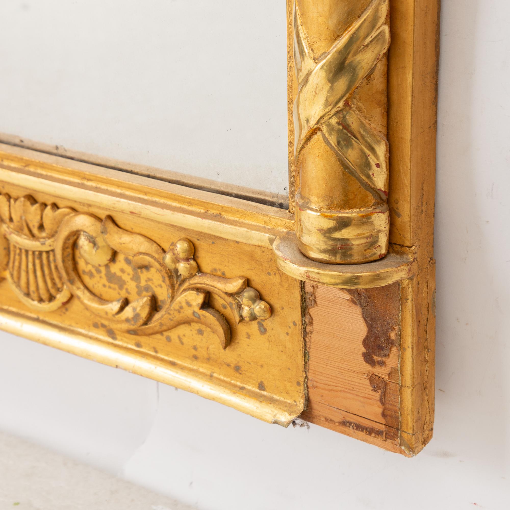 Mirror, Karl Johan, first half of the 19th century.