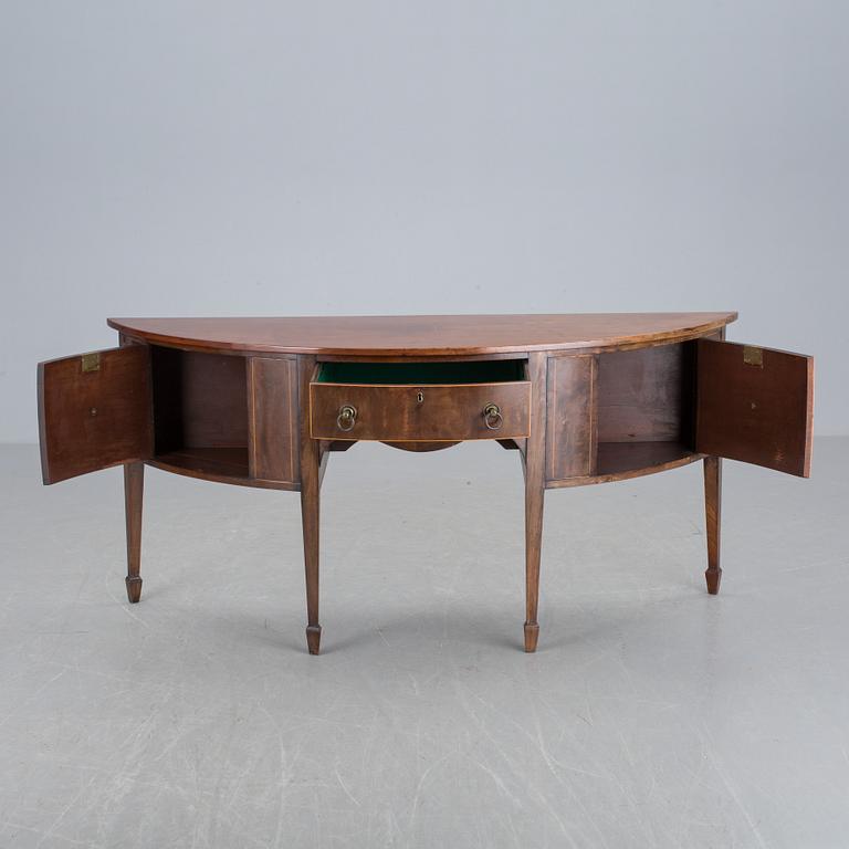 SIDEBOARD, England, sent 1800-tal - tidigt 1900-tal.