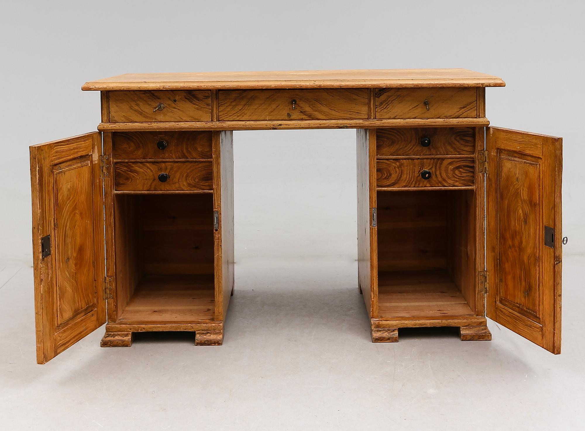 SKRIVBORD, 1800-tal.
