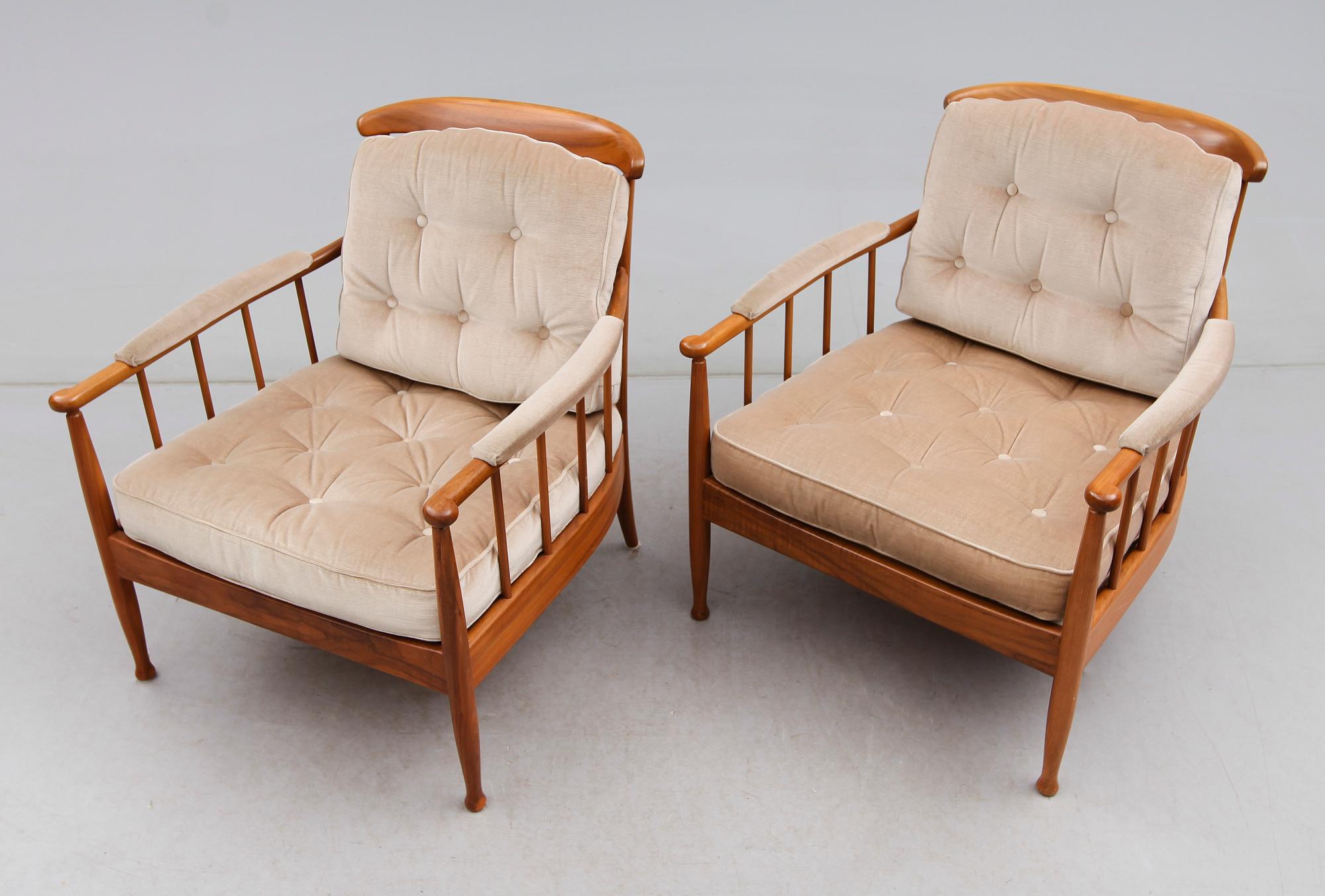 FÅTÖLJER, 1 par, "Skrindan", Kerstin Hörlin-Holmqvist, OPE, 1900-talets andra hälft.