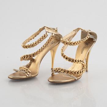 Guiseppe Zanotti for Balmain, a pair of sandals, size 39 1/2.