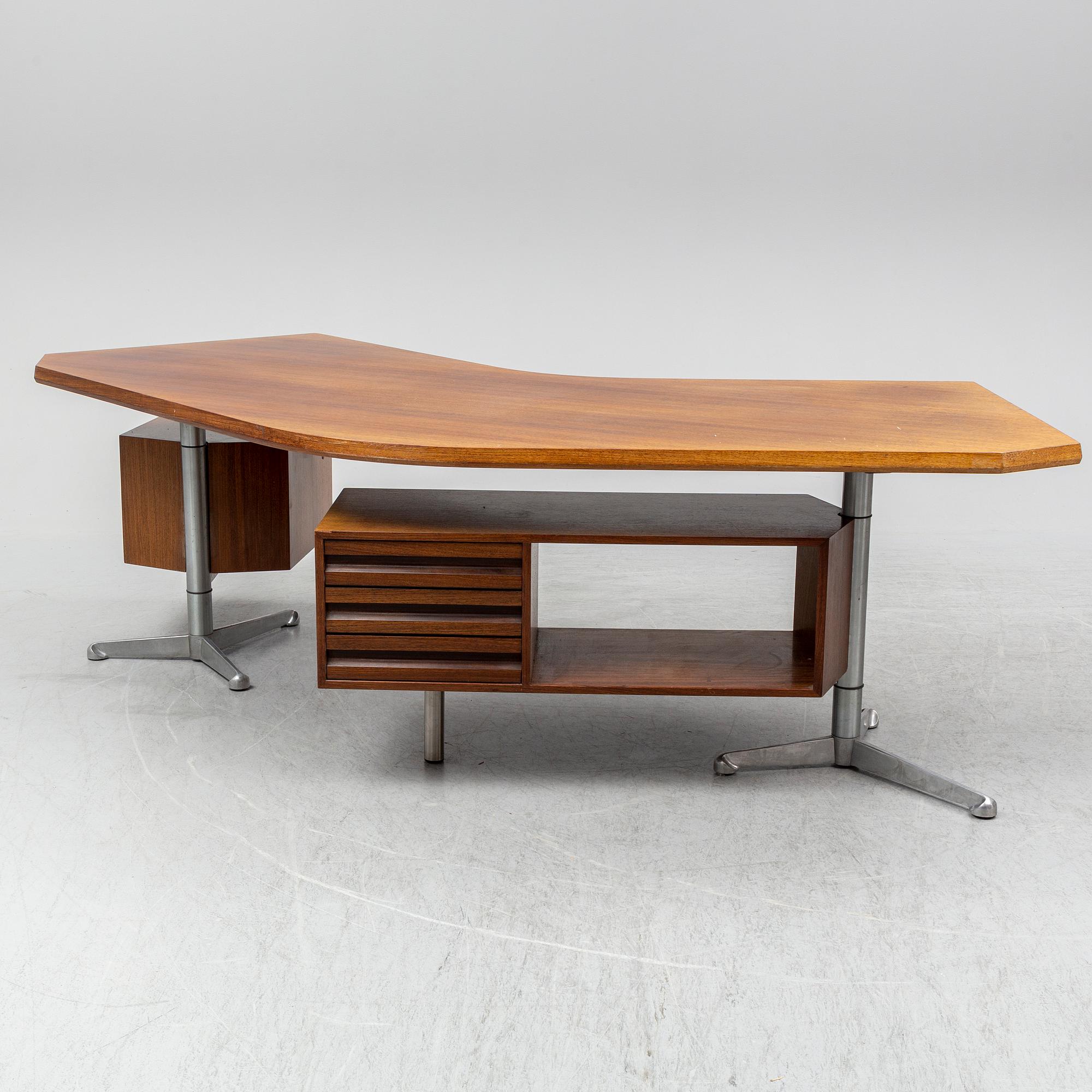 OSVALDO BORSANI, executive desk with armchair, Tecno Italy, 1970's.
