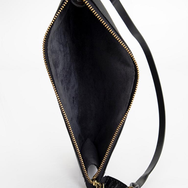 Louis Vuitton, an Epi leather 'Pochette' bag.