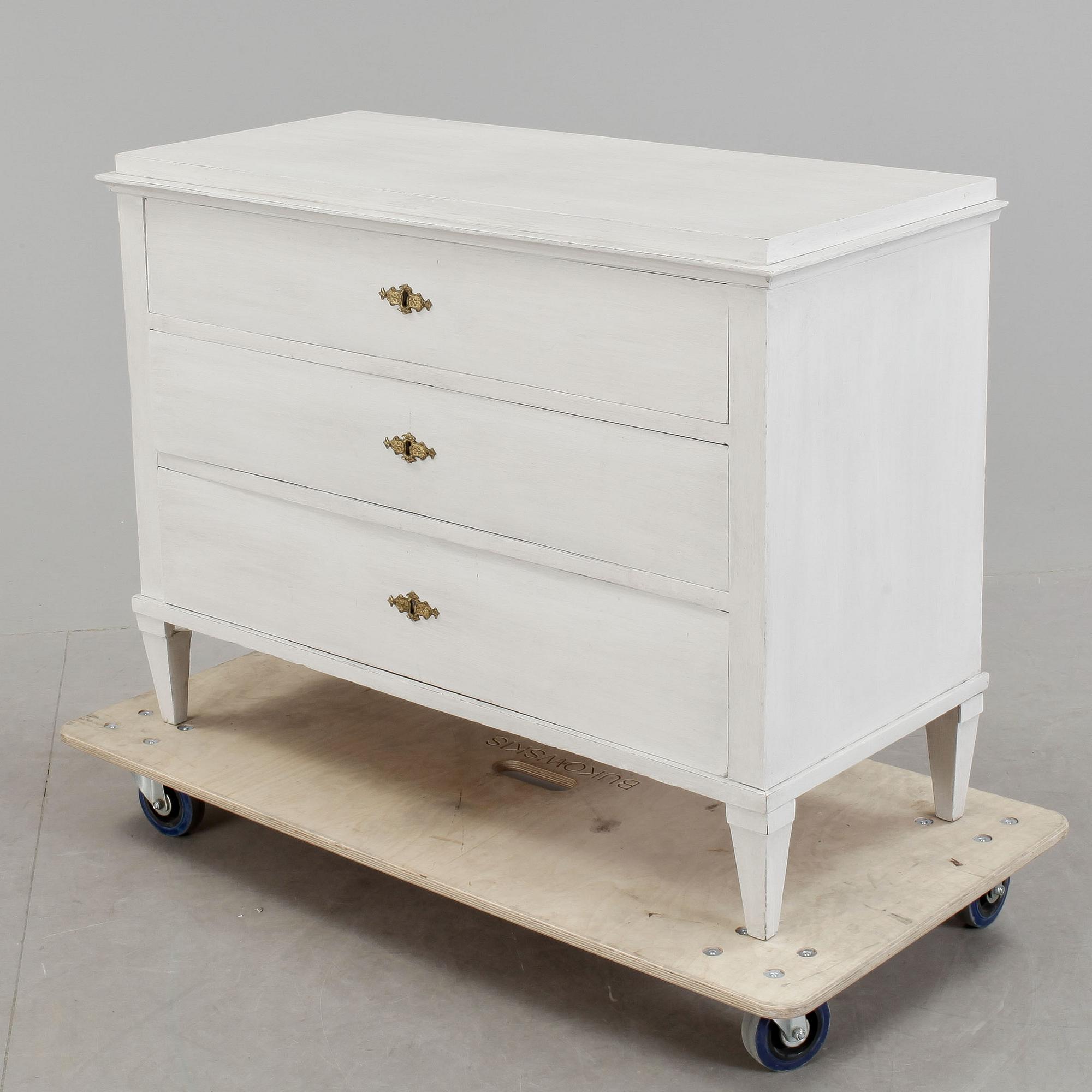 BYRÅ, sengustaviansk, 1800-talets början.