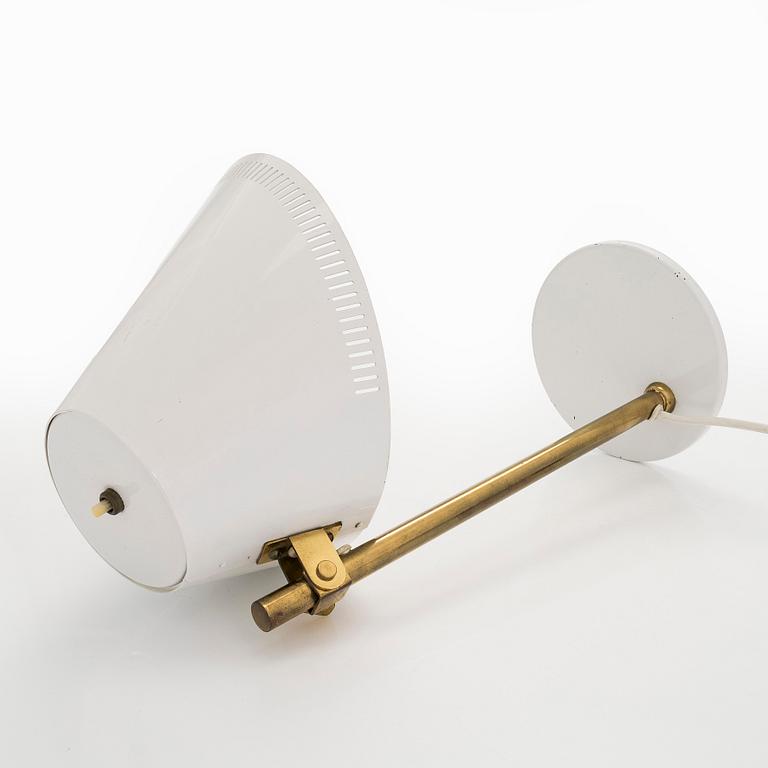 Paavo Tynell, A mid-20th-century '9227' table lamp for Idman, Finland.