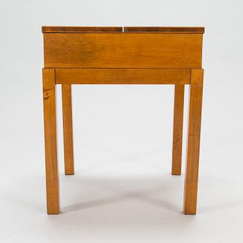 Maija Heikinheimo, pöytä/ompelupöytä, "Kaino", Asko 1930-luku.
