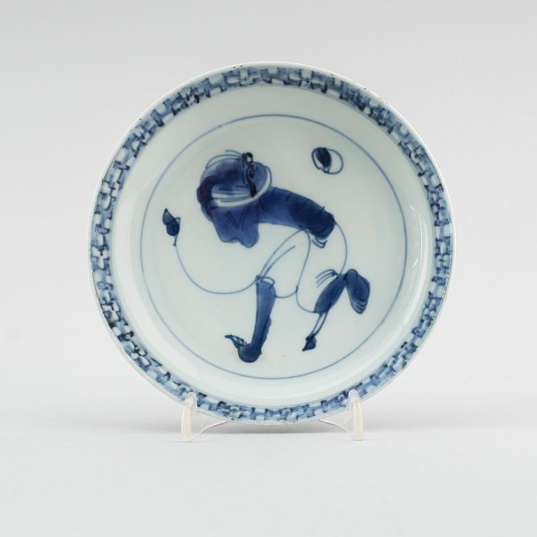 SKÅLFAT, porslin, Kina, Ming, 1500-tal.