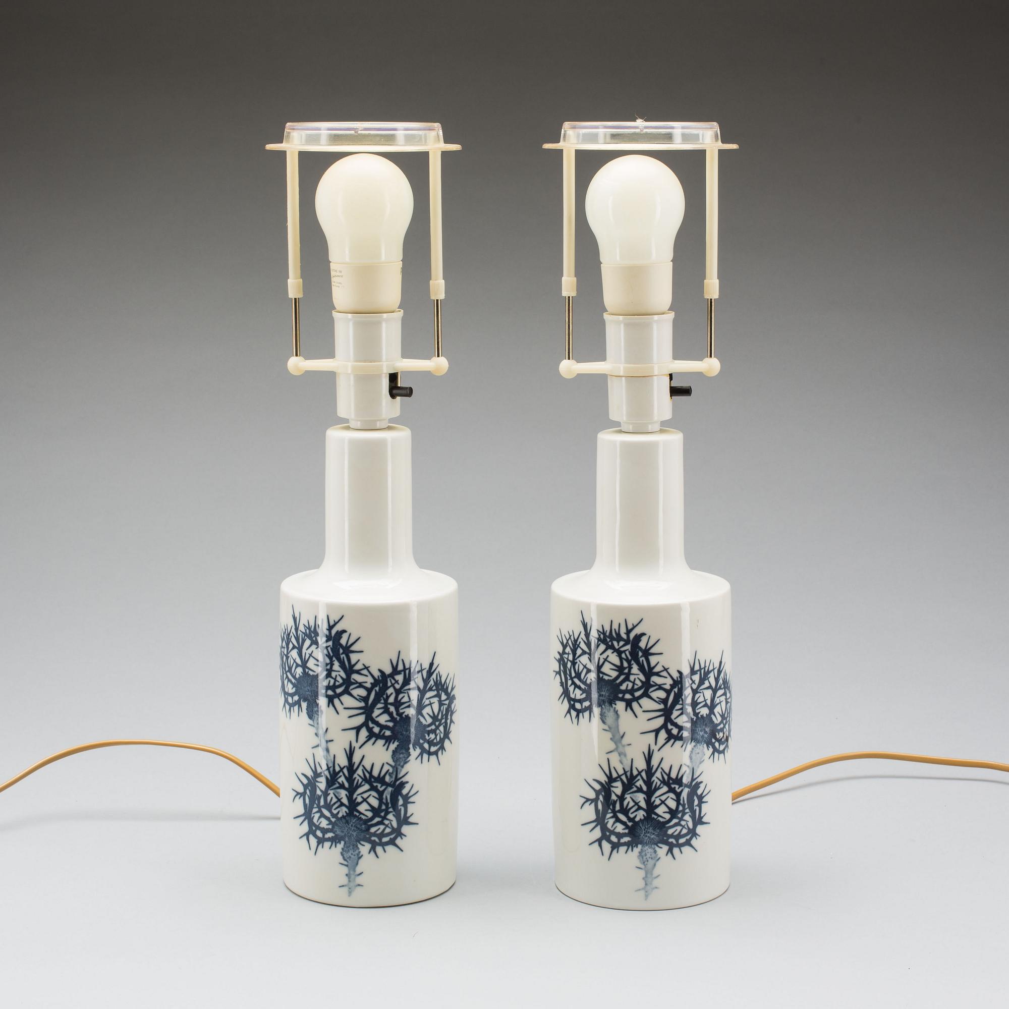 BORDSLAMPOR, ett par, porslin.  Fog & Mørup, Royal Copenhagen.