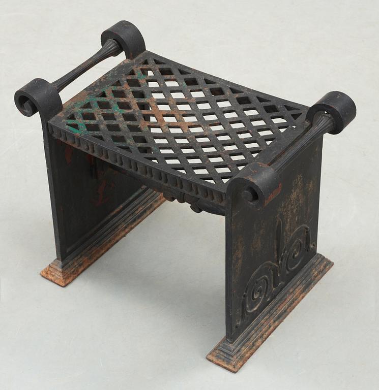 A Folke Bensow cast iron stool, model 'Taburett Nr 1', Näfveqvarn, Sweden circa 1925.