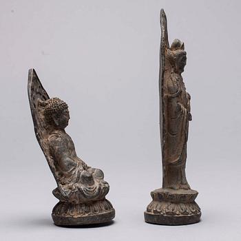 SKULPTURER, 2 st, mässing, Kina, 1900-talets senare hälft.