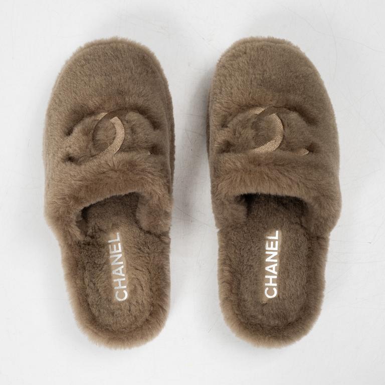 Chanel, slippers "Mules" and bag, Size 36 C, 2024.