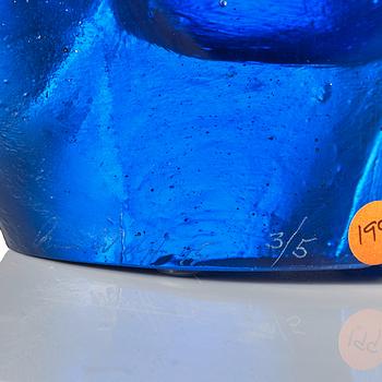Ann Wolff, a blue cast glass 'Head Series P4' sculpture, own studio, Sweden 1995.