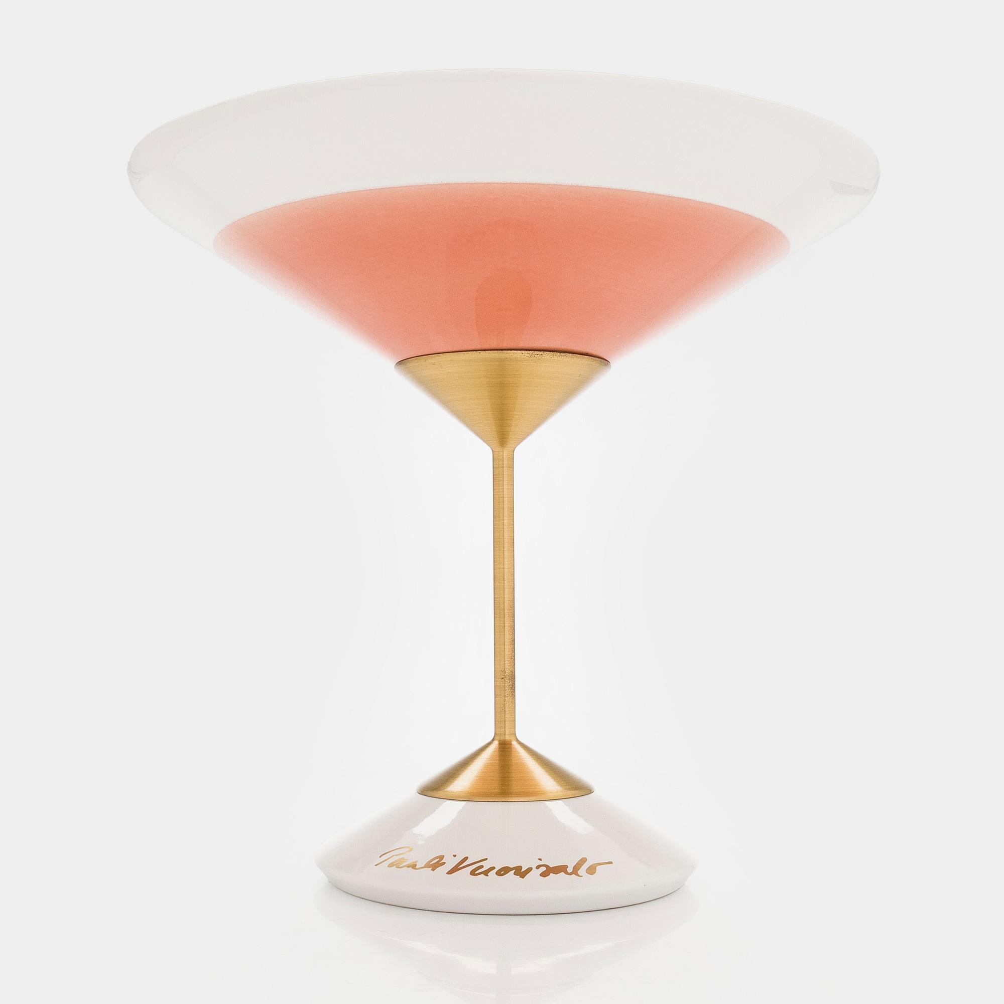 Pauli Vuorisalo, taide-esine, signeerattu Pauli Vuorisalo.