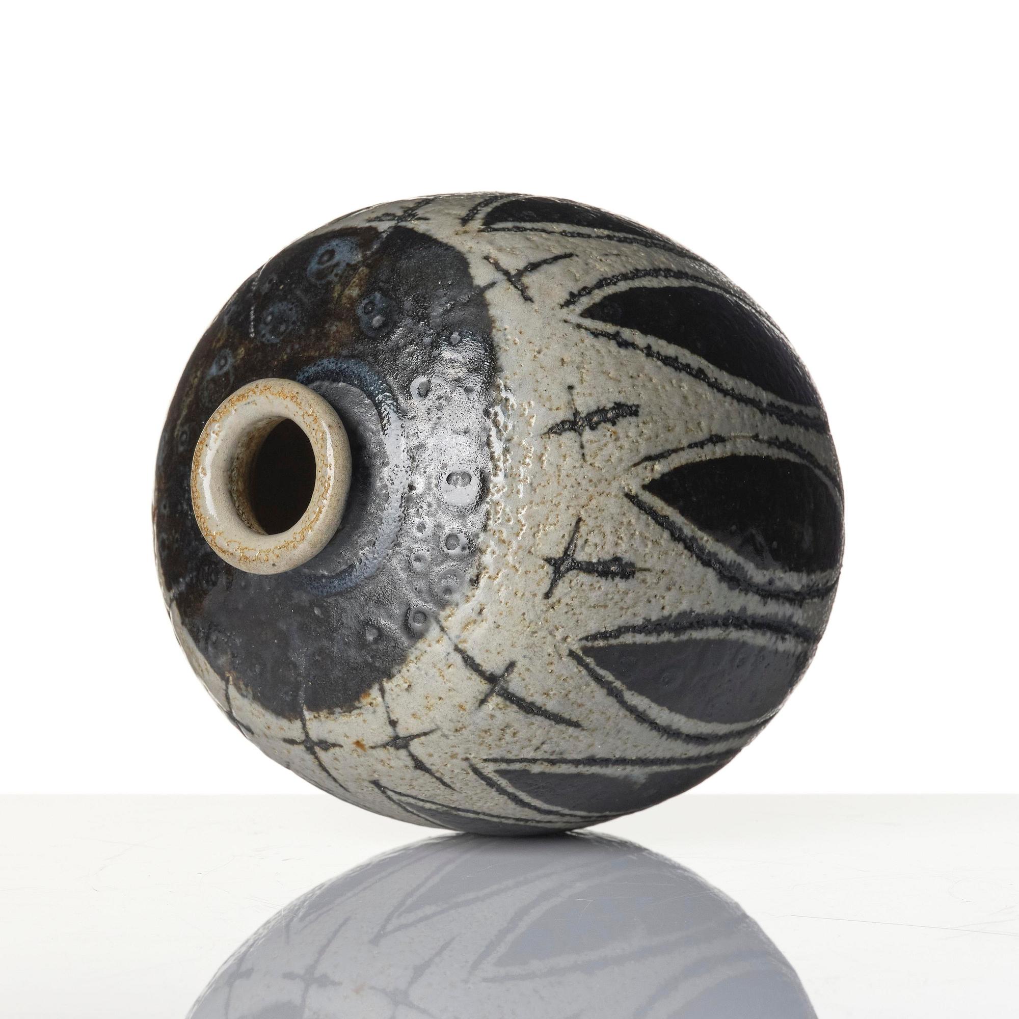 Anders Bruno Liljefors, a stoneware vase, Gustavsbergs Studio 1952.