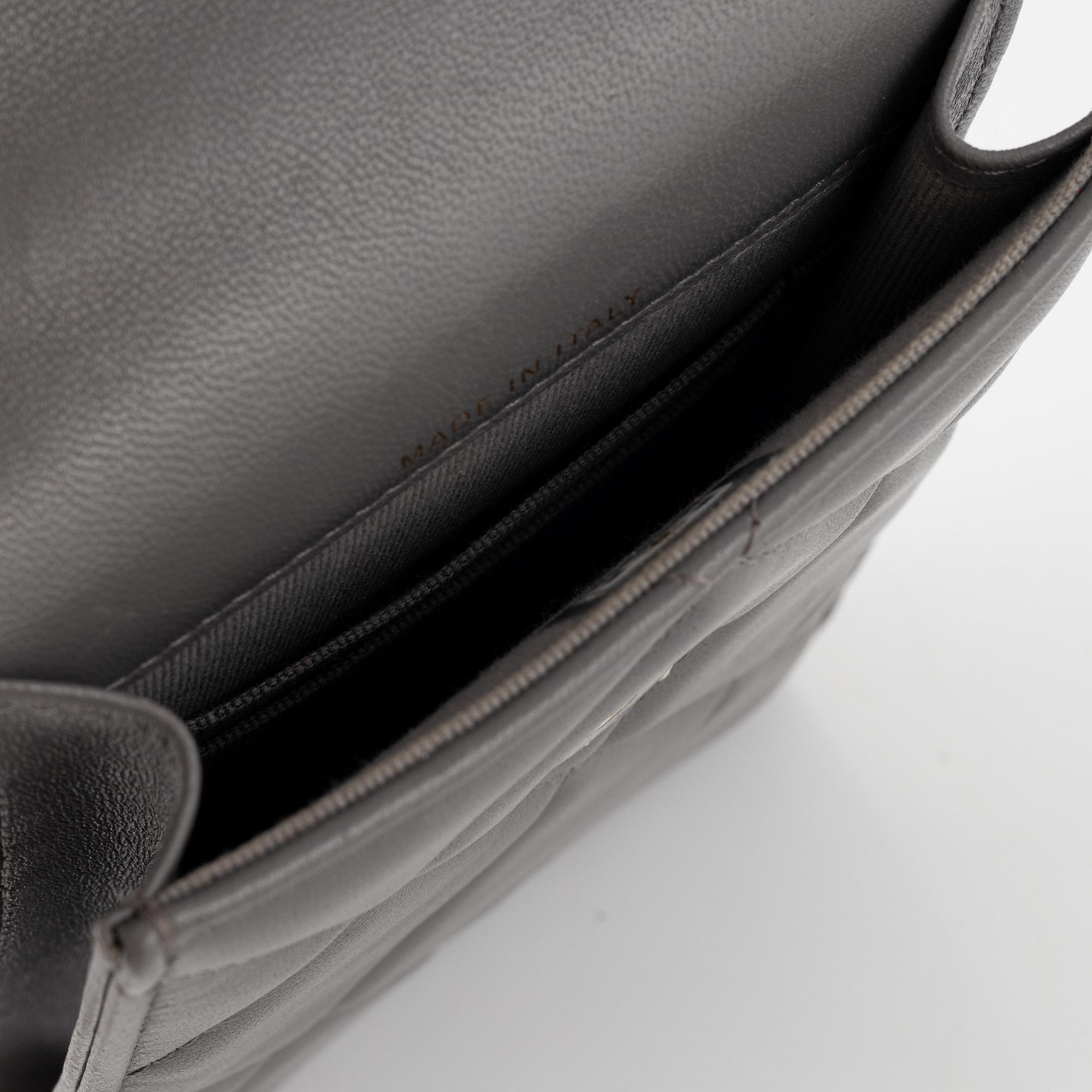 Chanel, väska/mobilväska, 2022-2023.