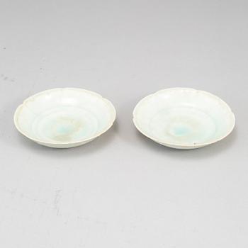 Two celadon glazed dishes, Song/Yuan Dynasty.