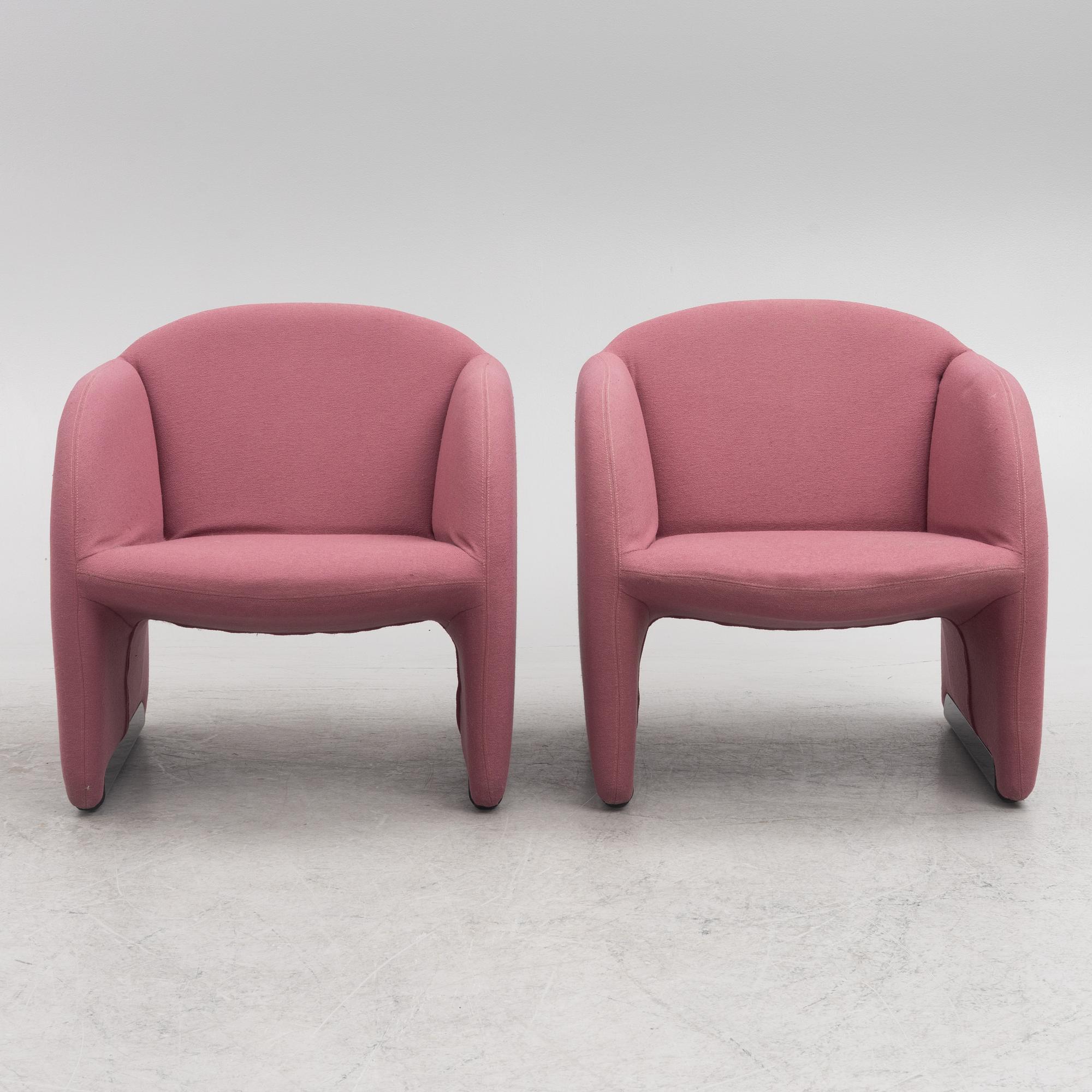 Pierre Paulin, a pair of "Ben" armchairs for Artifort, France, later part of the 20th century.