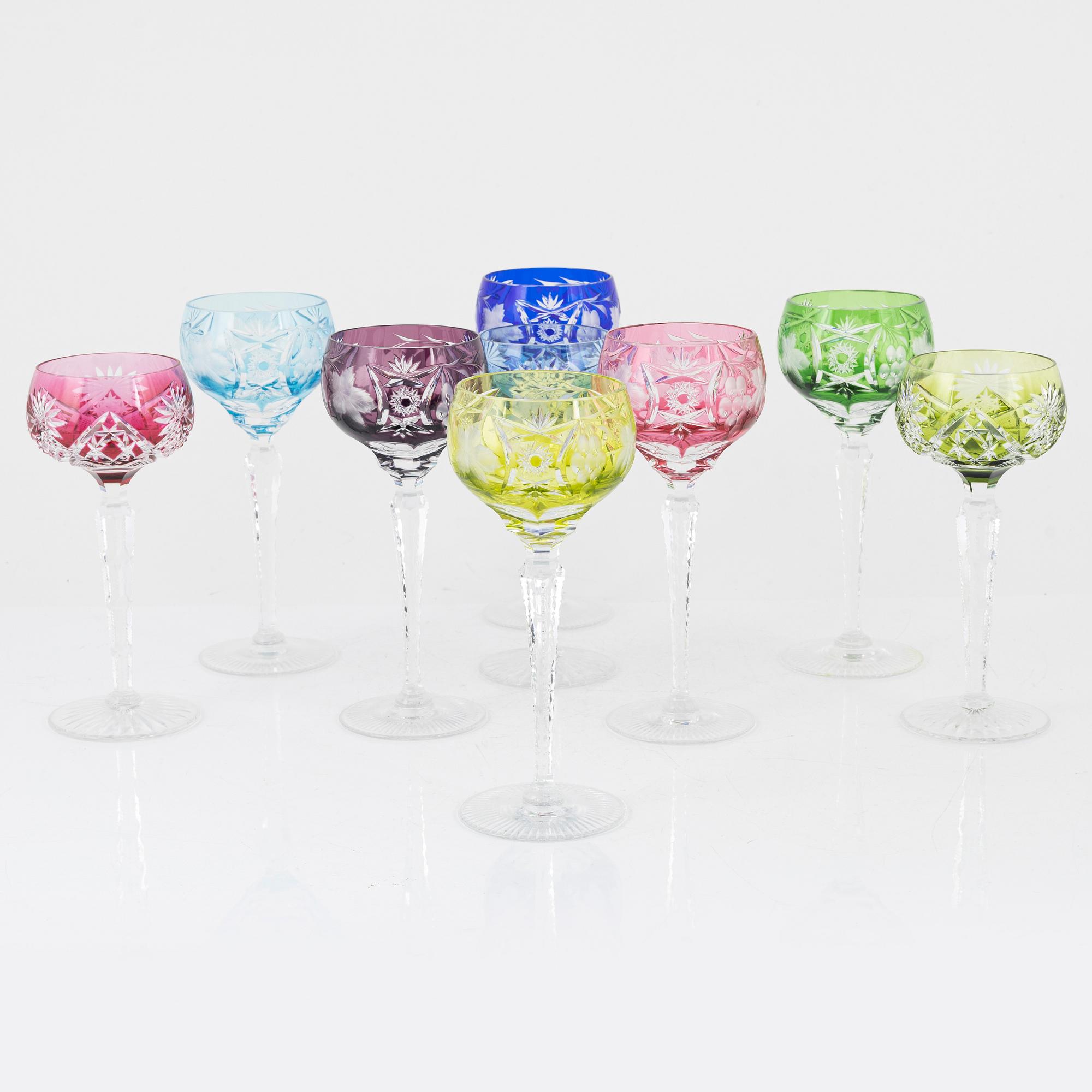 A set of 18 glasses, 20th century.