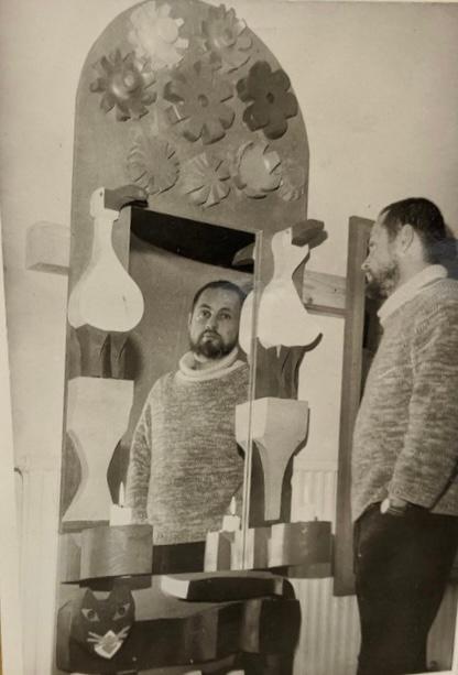 Erik Höglund, a sculptural wall mirror, Eriksmålaglas, Sweden, 1960-70s.