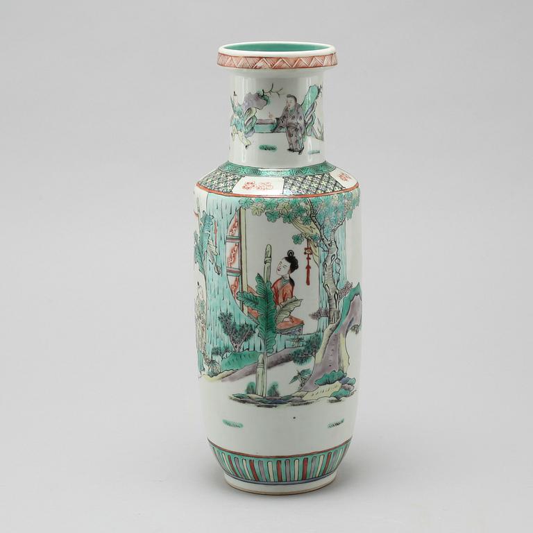 A porcelain vase, China, 20th Century.