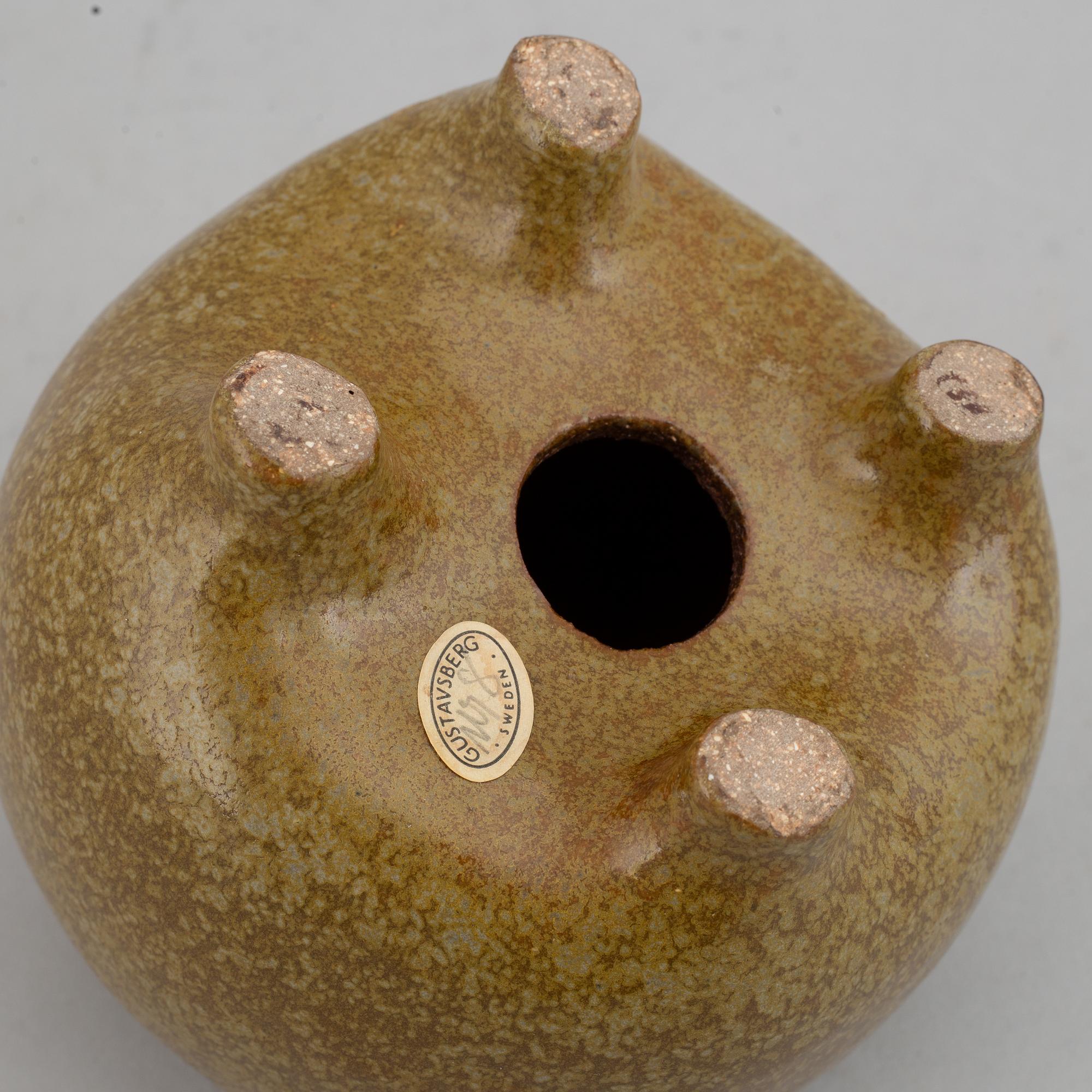 Lisa Larson, a stoneware figurine, 'Bulldog' from the series 'Stora Zoo', for Gustavsberg.