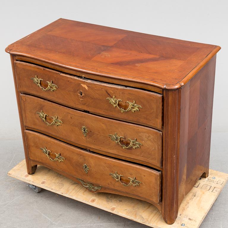 A mid 18th century chest of drawers.