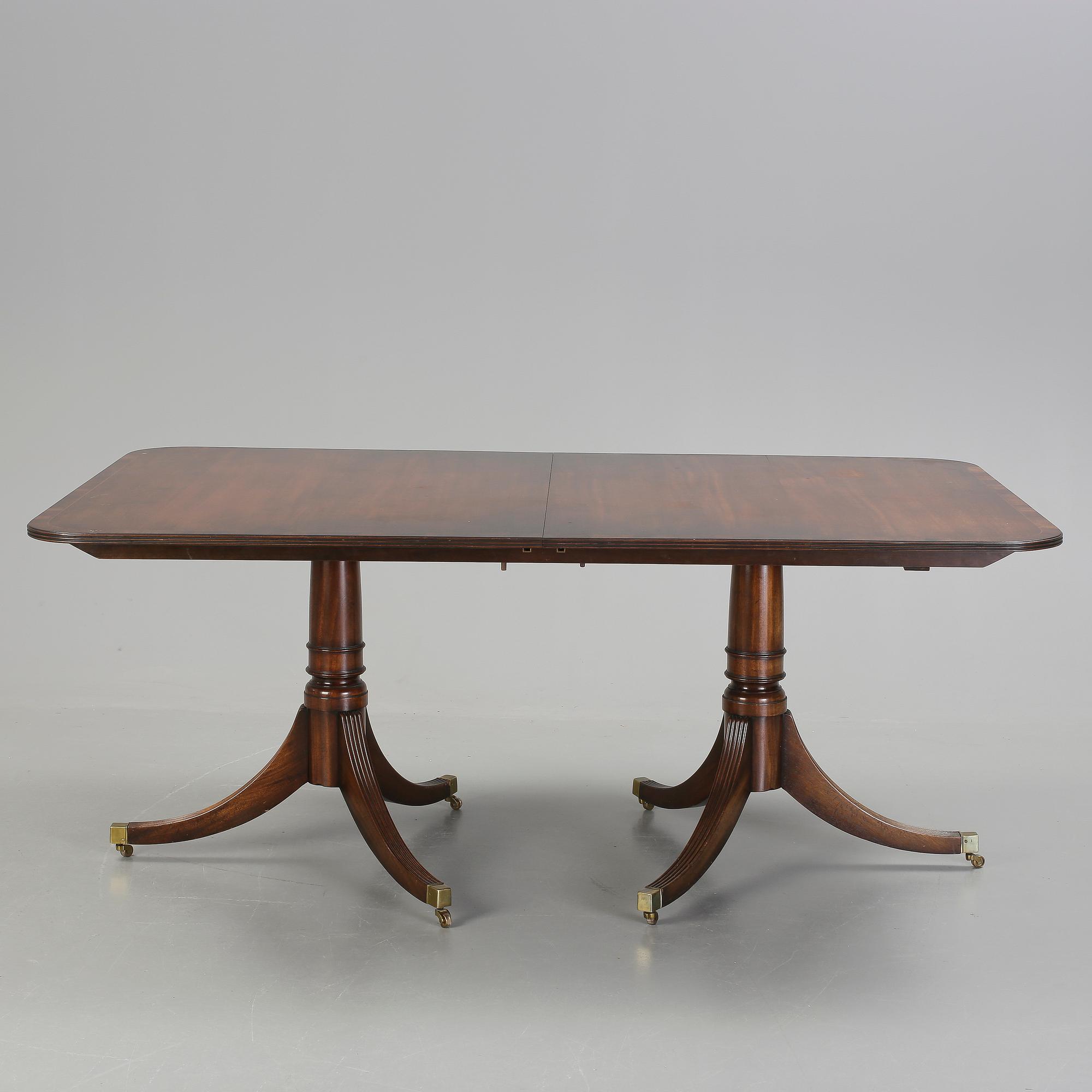 MATSALSBORD, Engelsk stil, 1900-talets andra hälft.