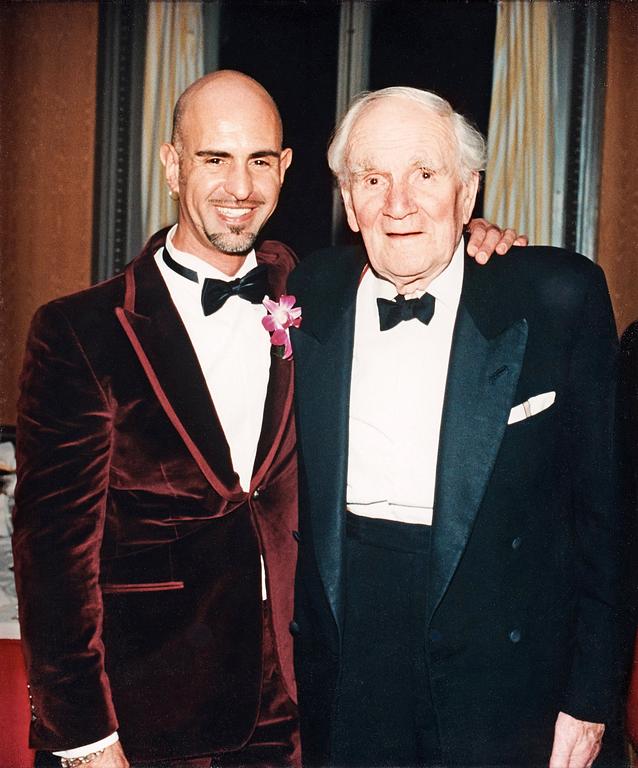 GUCCI, a burgundy velvet men's dinner jacket and pants, size 50.