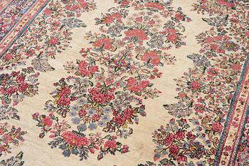 Carpet, Kirman, approx. 290 x 210 cm.