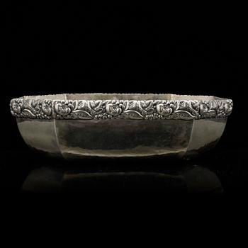 SKÅL, silver, CH Hallberg, importstämplad, 1917. Vikt 362 g.