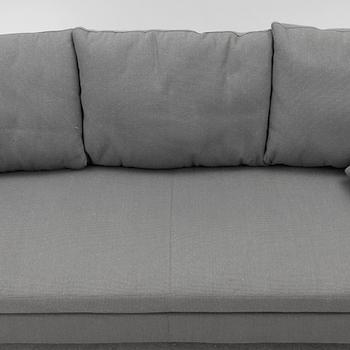 Antonio Citterio, a 'Charles' sofa, B&B Italia.