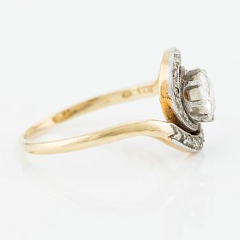 Ring, 18K gold with an old-cut diamond.