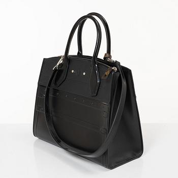 Louis Vuitton, Bag, "City Steamer MM".